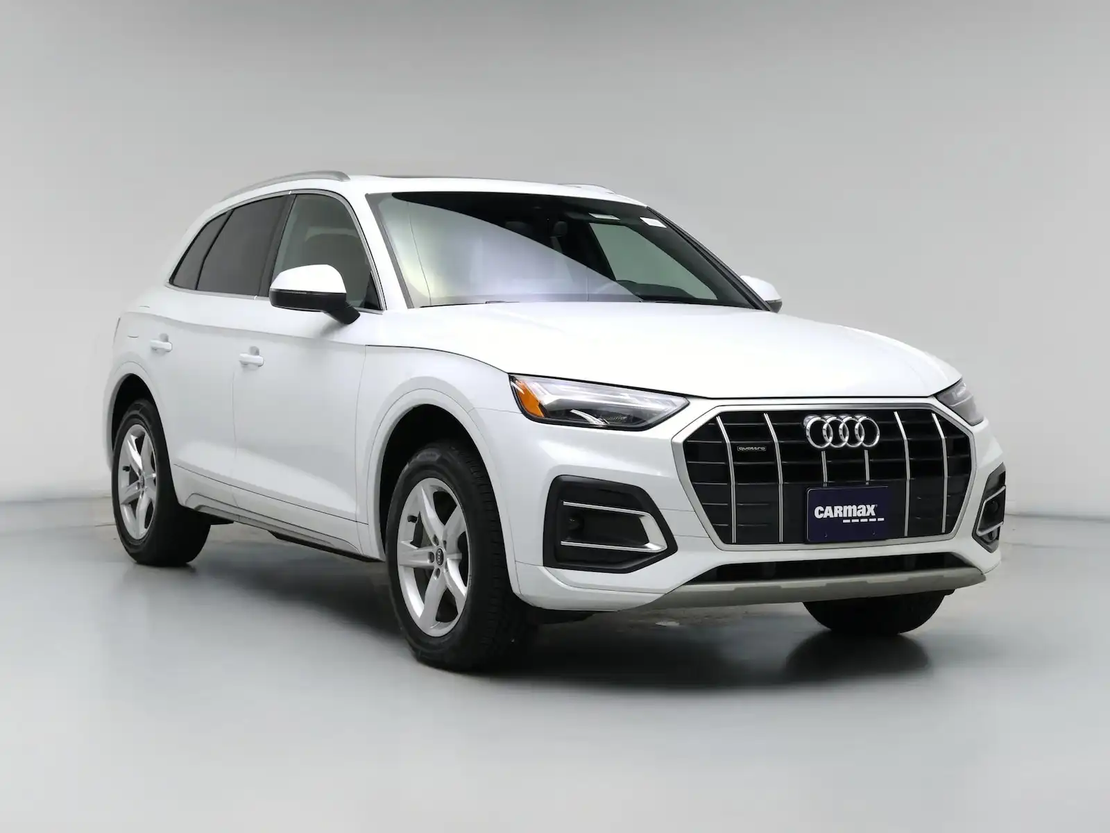 2022 Audi Q5 40 Premium's photo