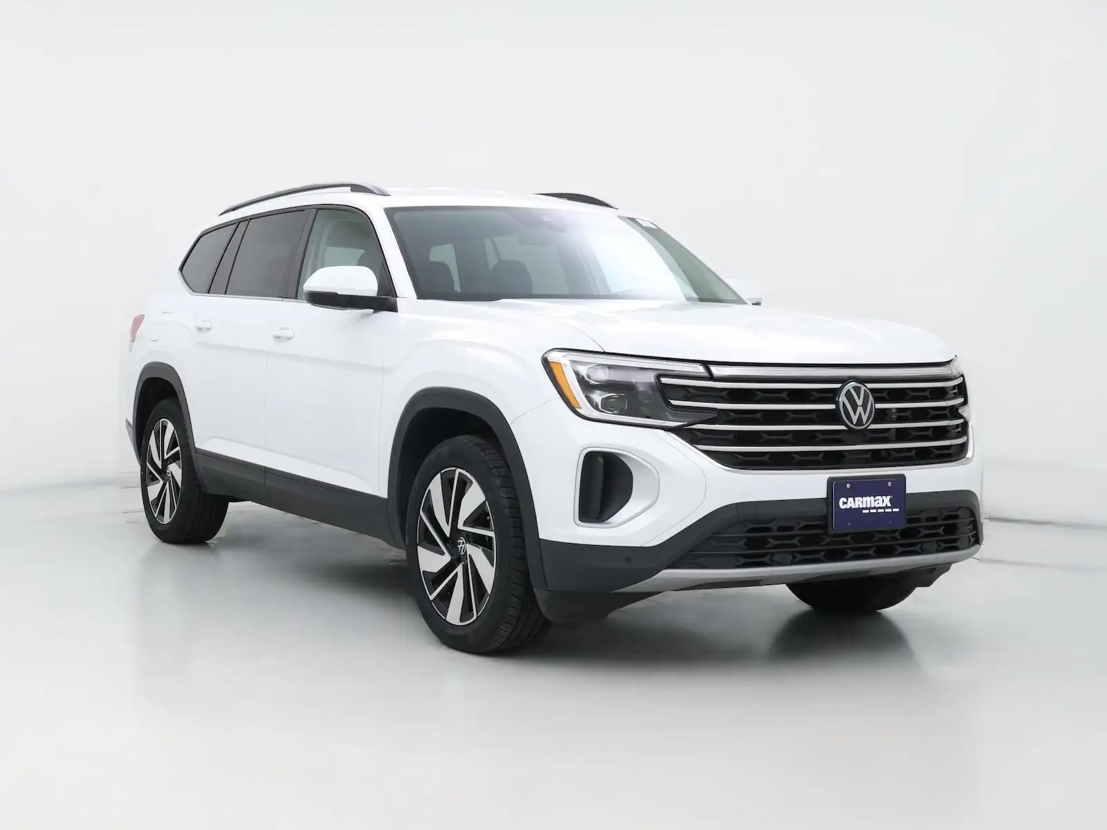2025 Volkswagen Atlas 2.0T SE with Tech's photo