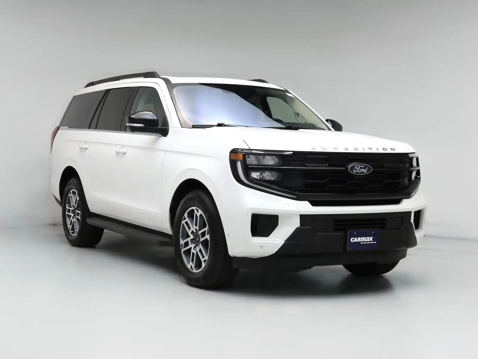 2025 Ford Expedition Active's photo