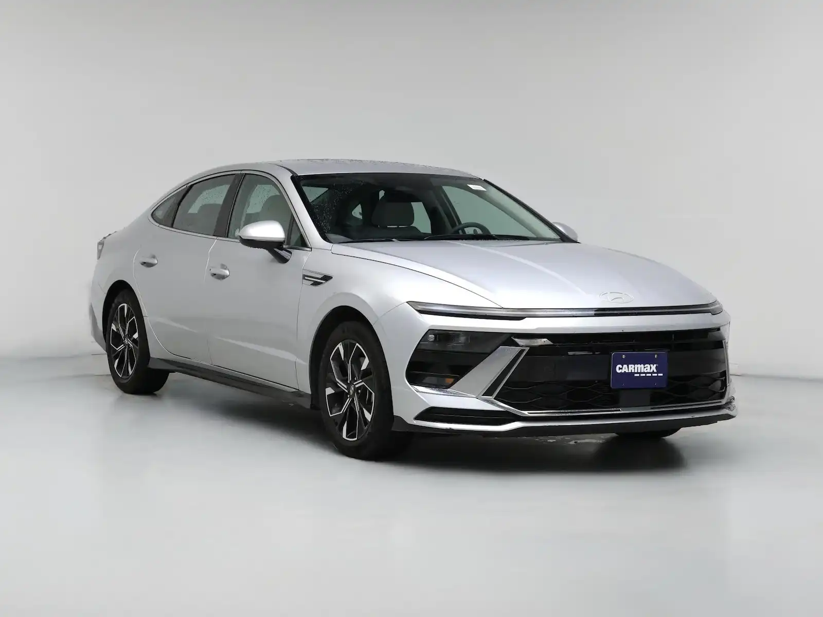 2025 Hyundai Sonata SEL's photo