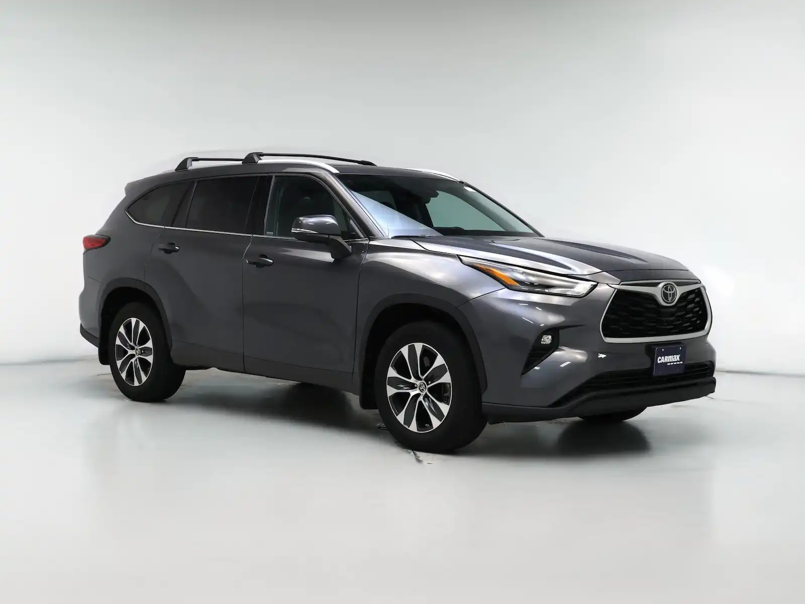 2022 Toyota Highlander XLE 4WD V6's photo