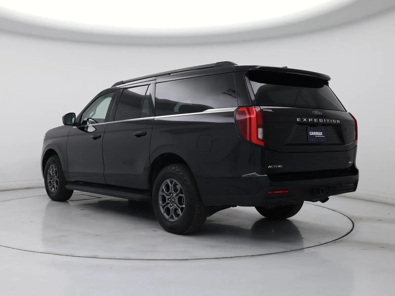 2025 Ford Expedition Active 4WD MAX photo 3