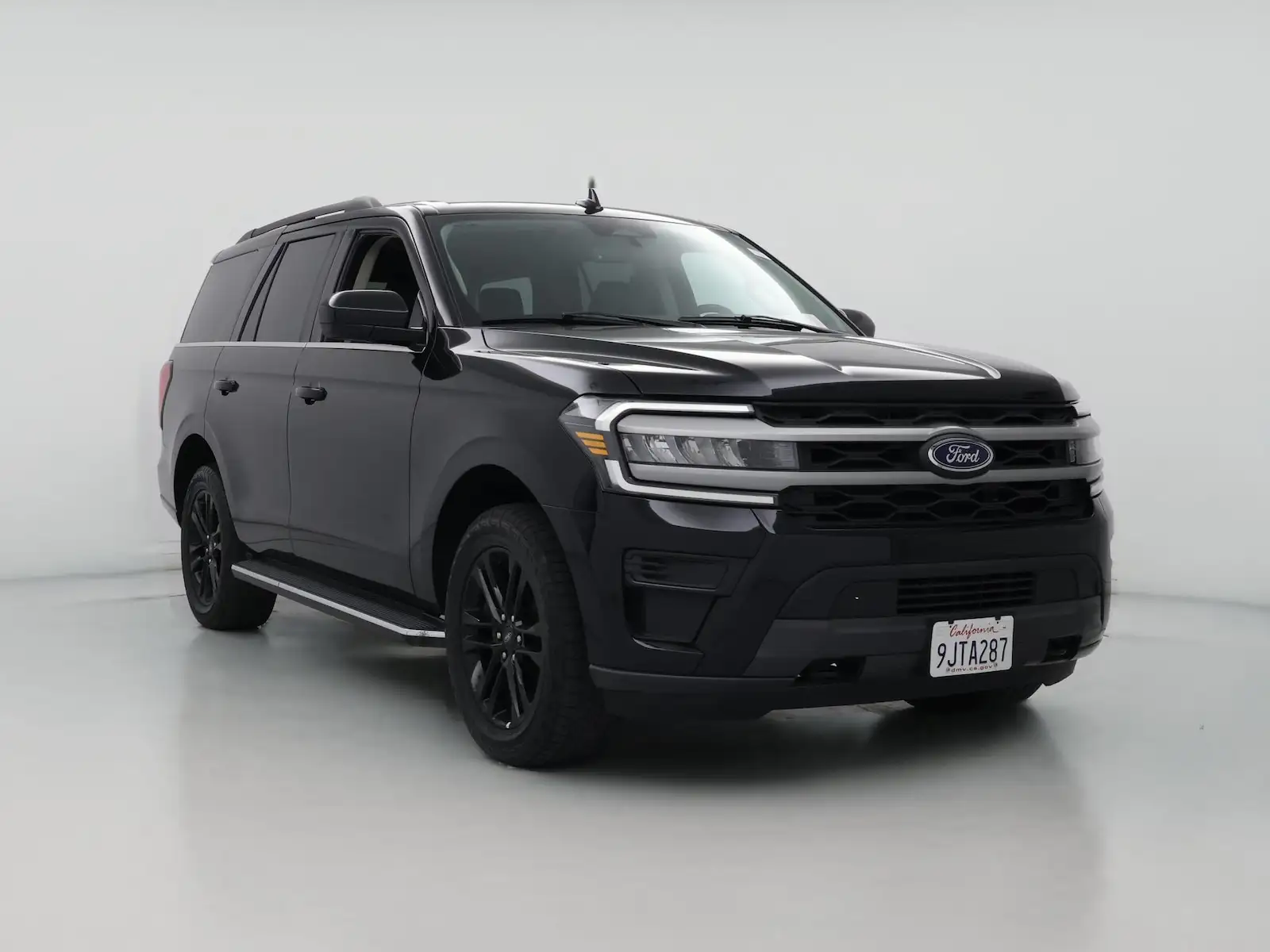 2023 Ford Expedition XLT 4WD's photo