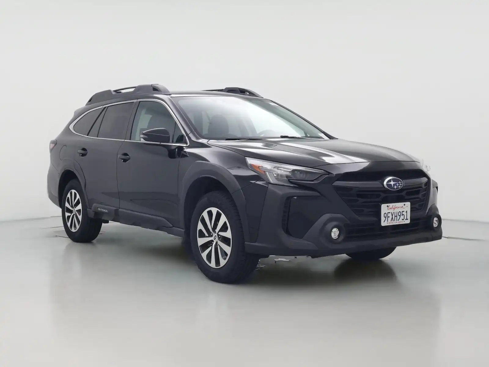 2023 Subaru Outback Premium's photo