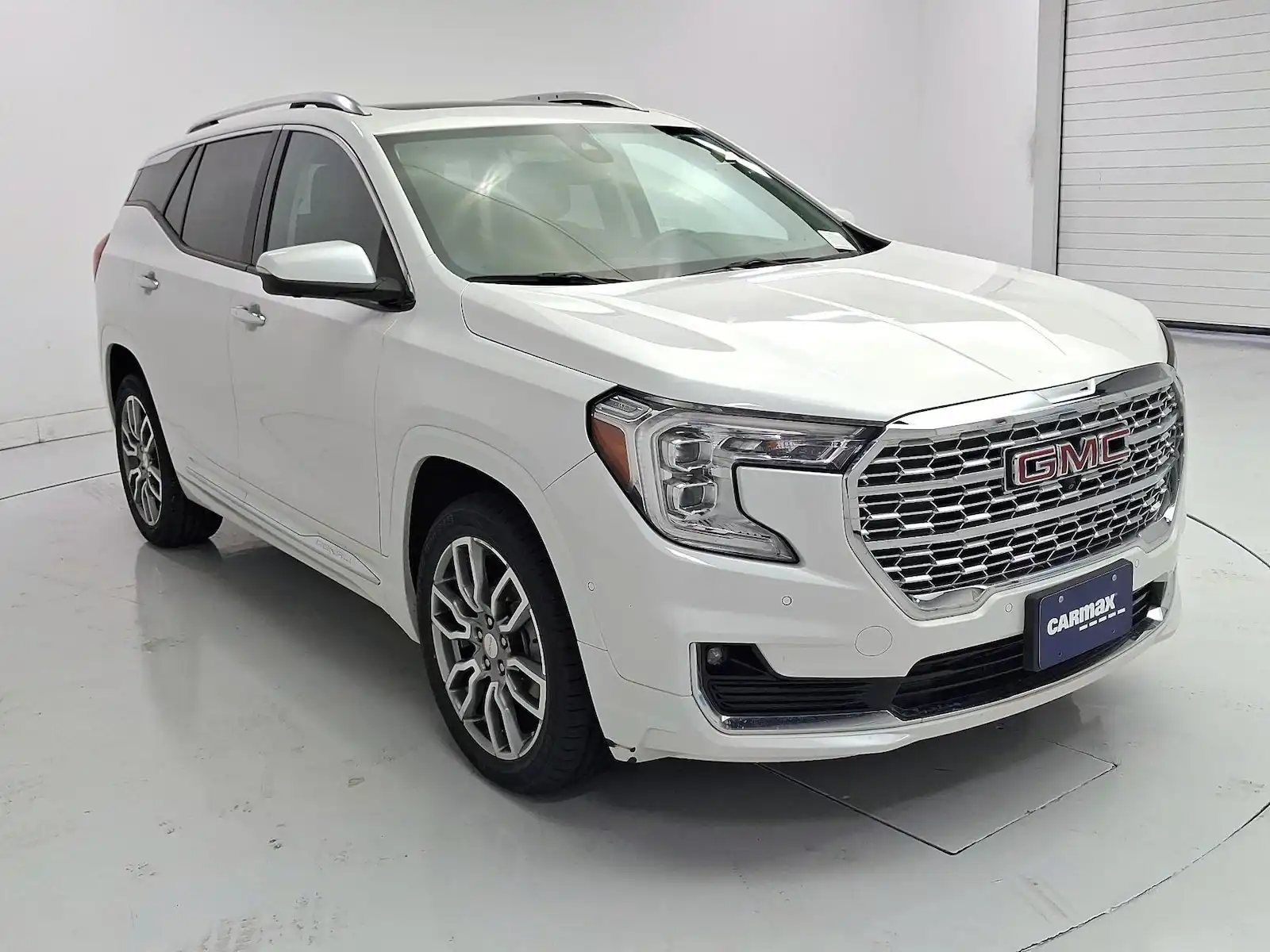 2022 GMC Terrain Denali AWD's photo