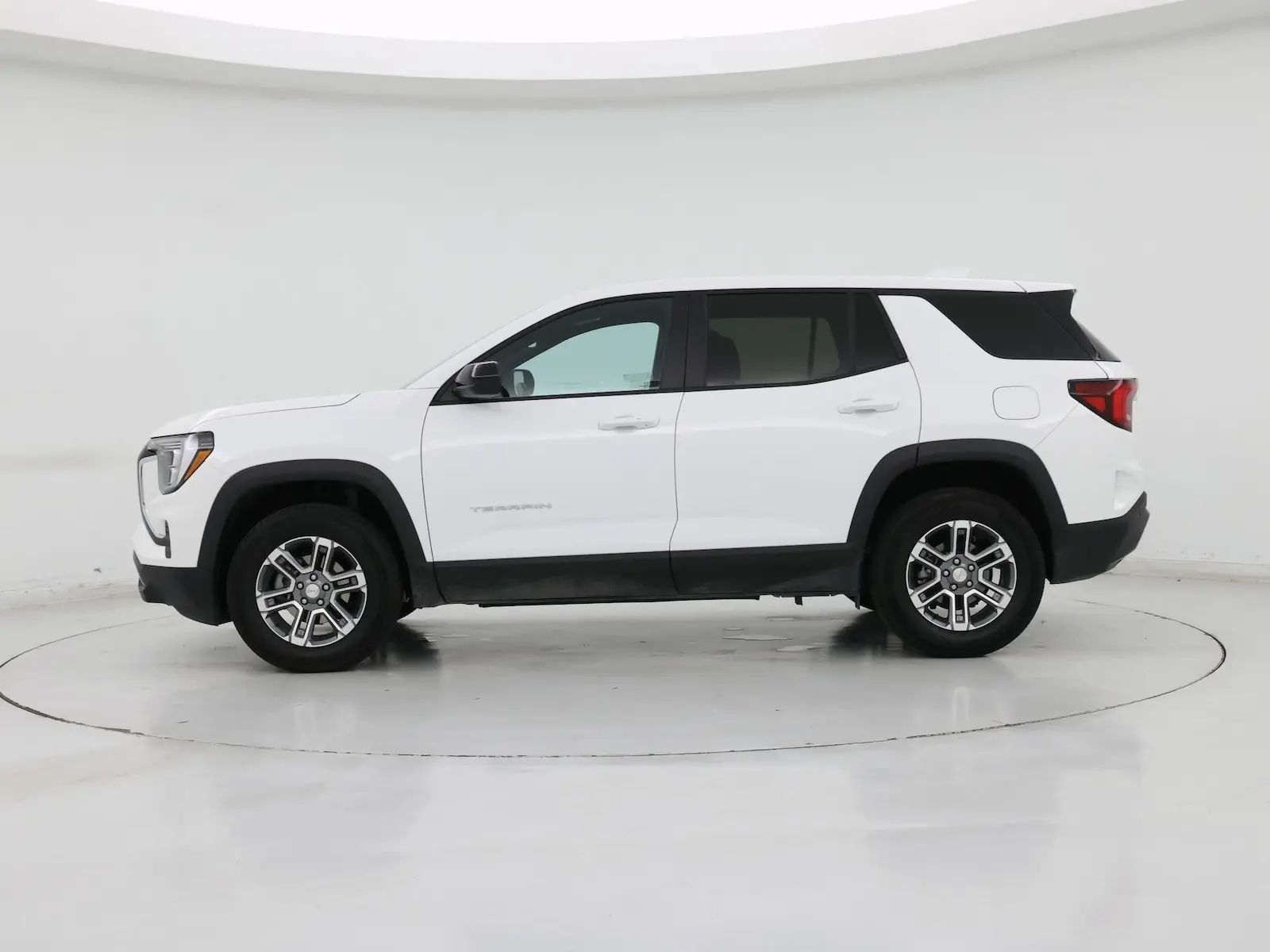 2026 GMC Terrain Elevation AWD photo 4