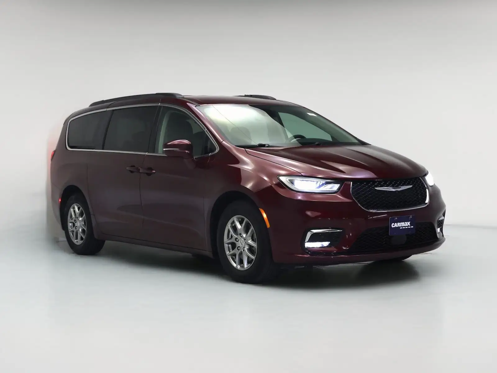 2021 Chrysler Pacifica Touring photo 1