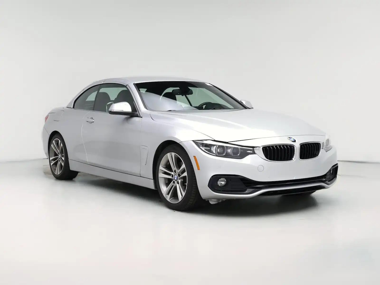 2019 BMW 4 Series 430i Convertible's photo