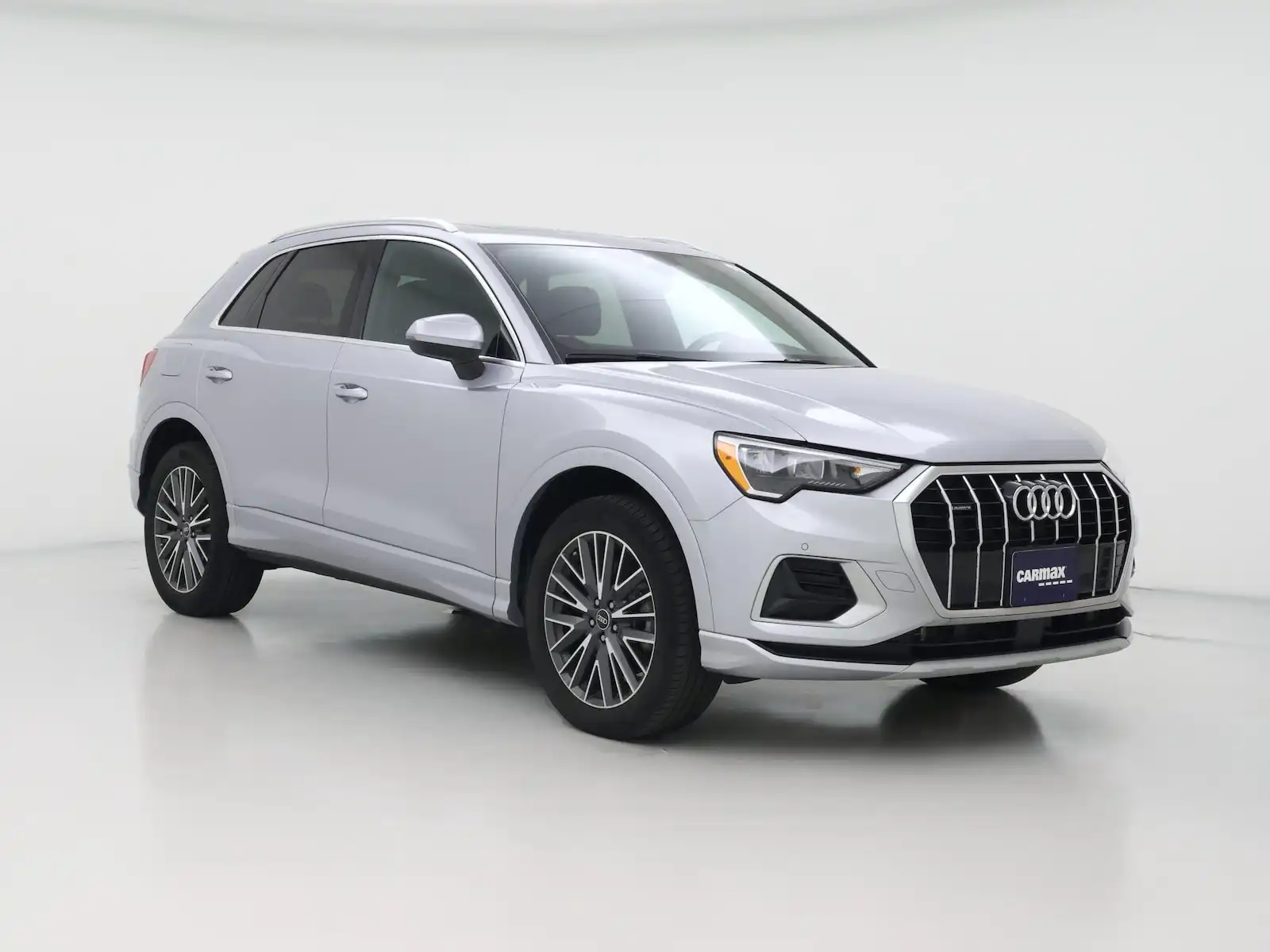 2022 Audi Q3 40 TFSI Premium quattro's photo