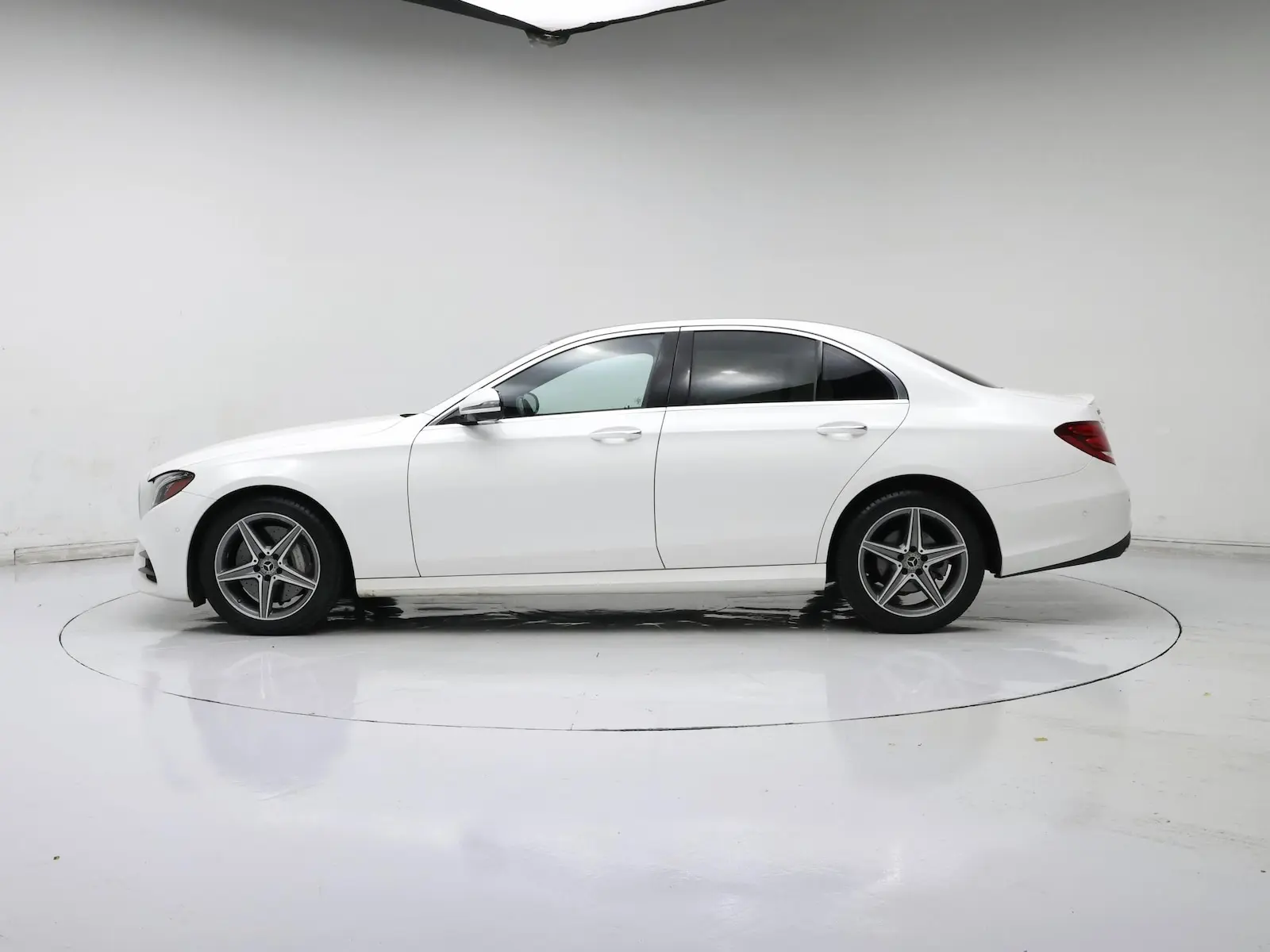 2020 Mercedes-Benz E-Class E350 4MATIC photo 4