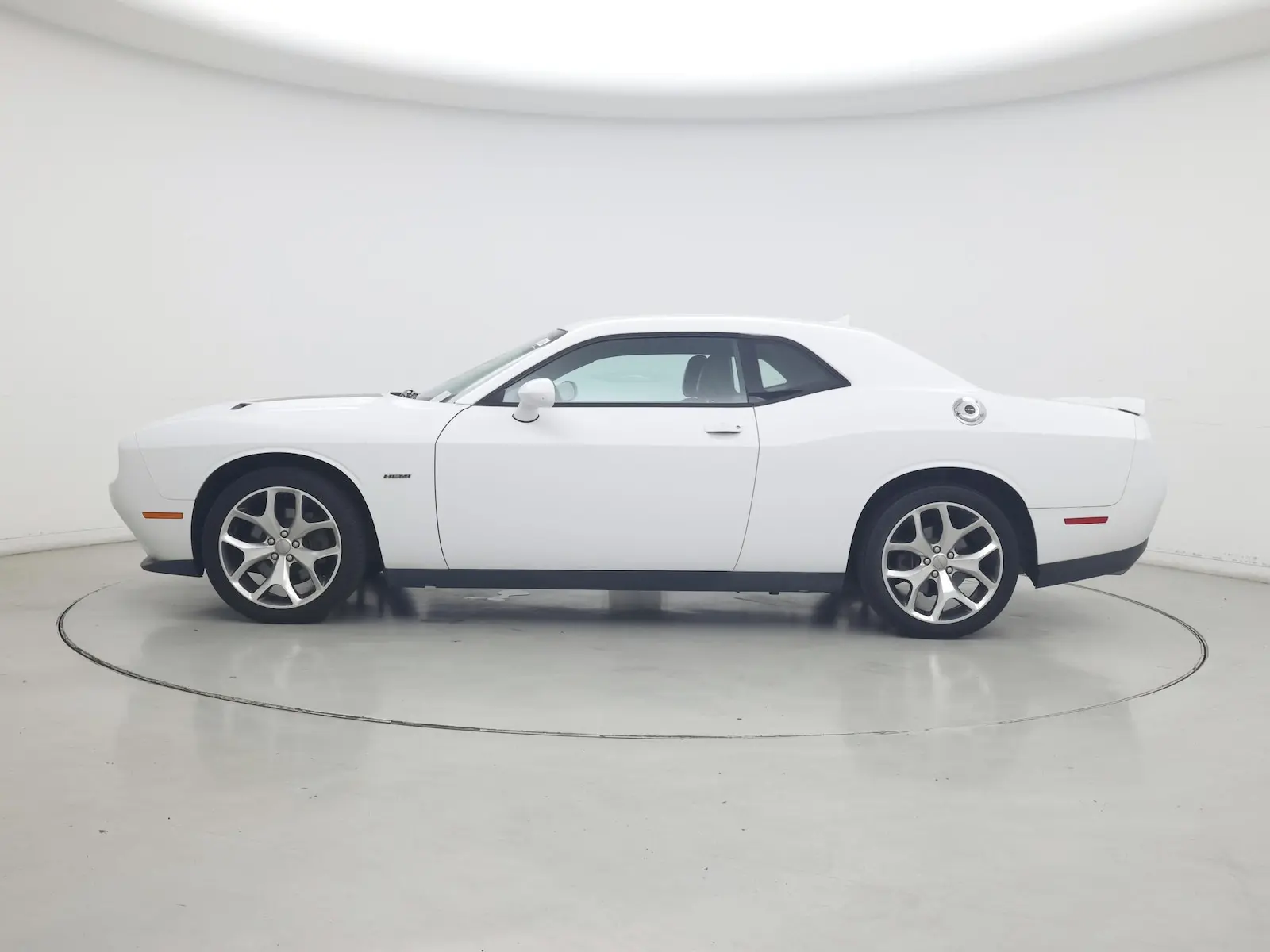 2015 Dodge Challenger R/T Plus photo 4