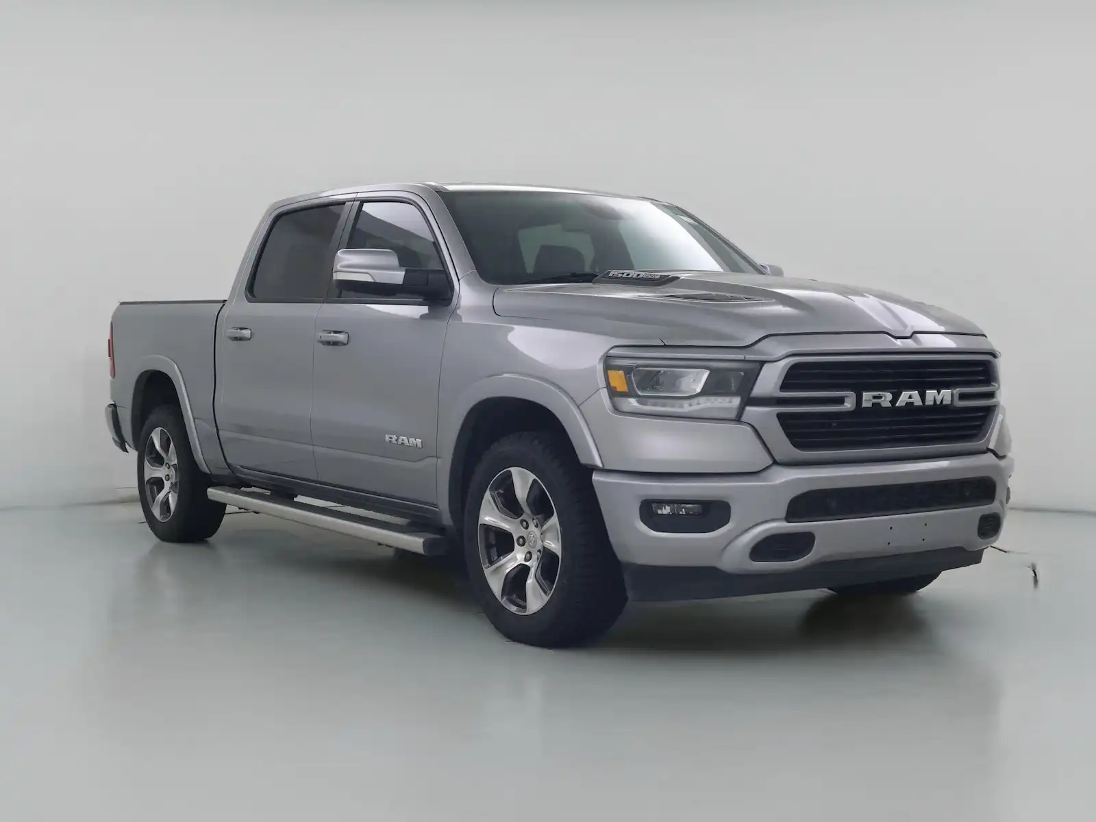 2019 RAM 1500 Laramie Crew Cab 5'7's photo