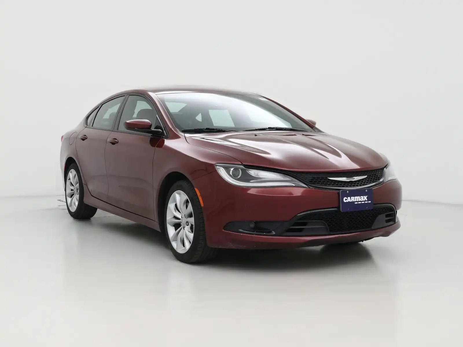 2015 Chrysler 200 S's photo