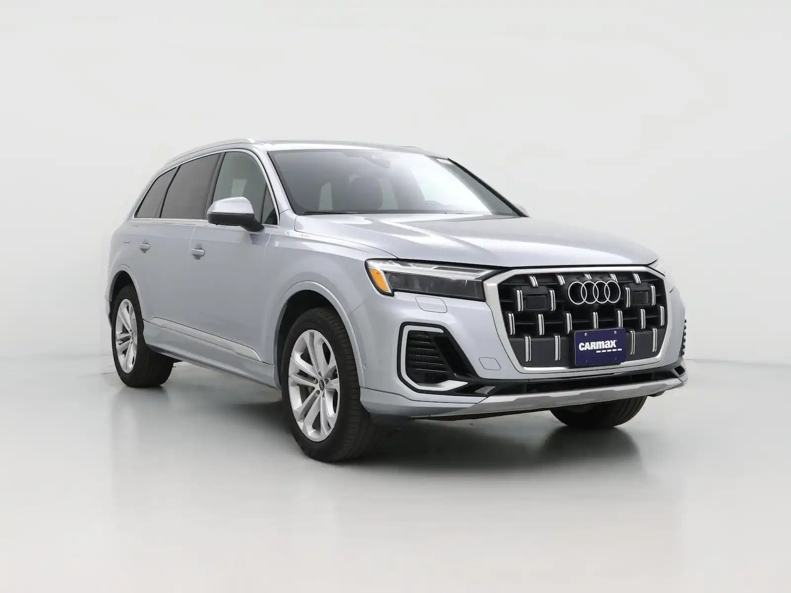 2025 Audi Q7 55 Premium Plus quattro Tiptronic's photo