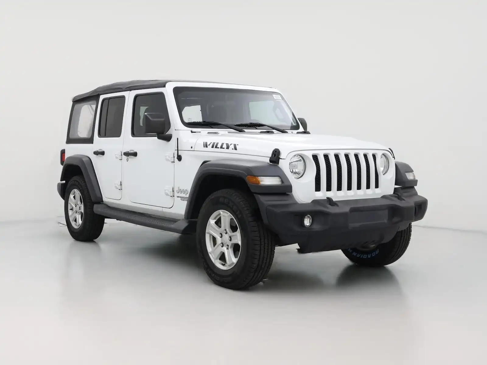 2018 Jeep Wrangler Sport's photo