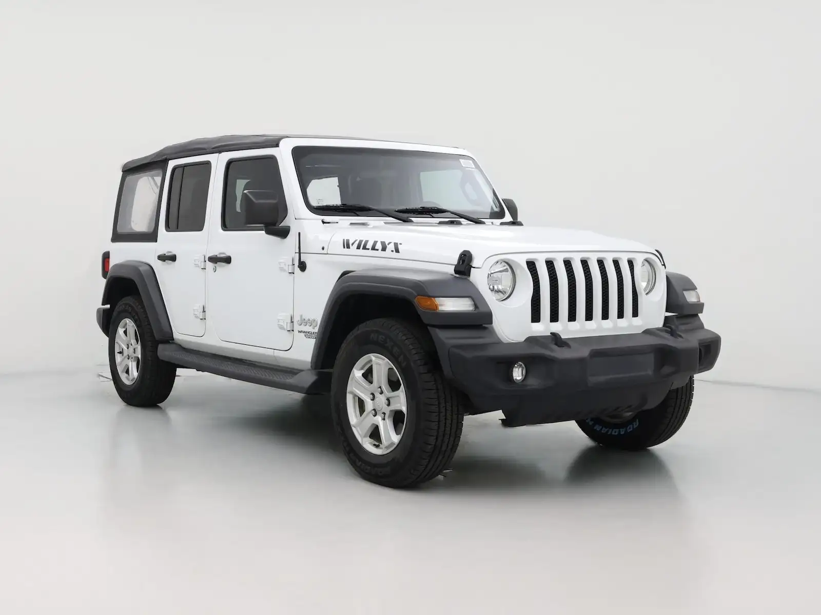 2018 Jeep Wrangler Sport's photo