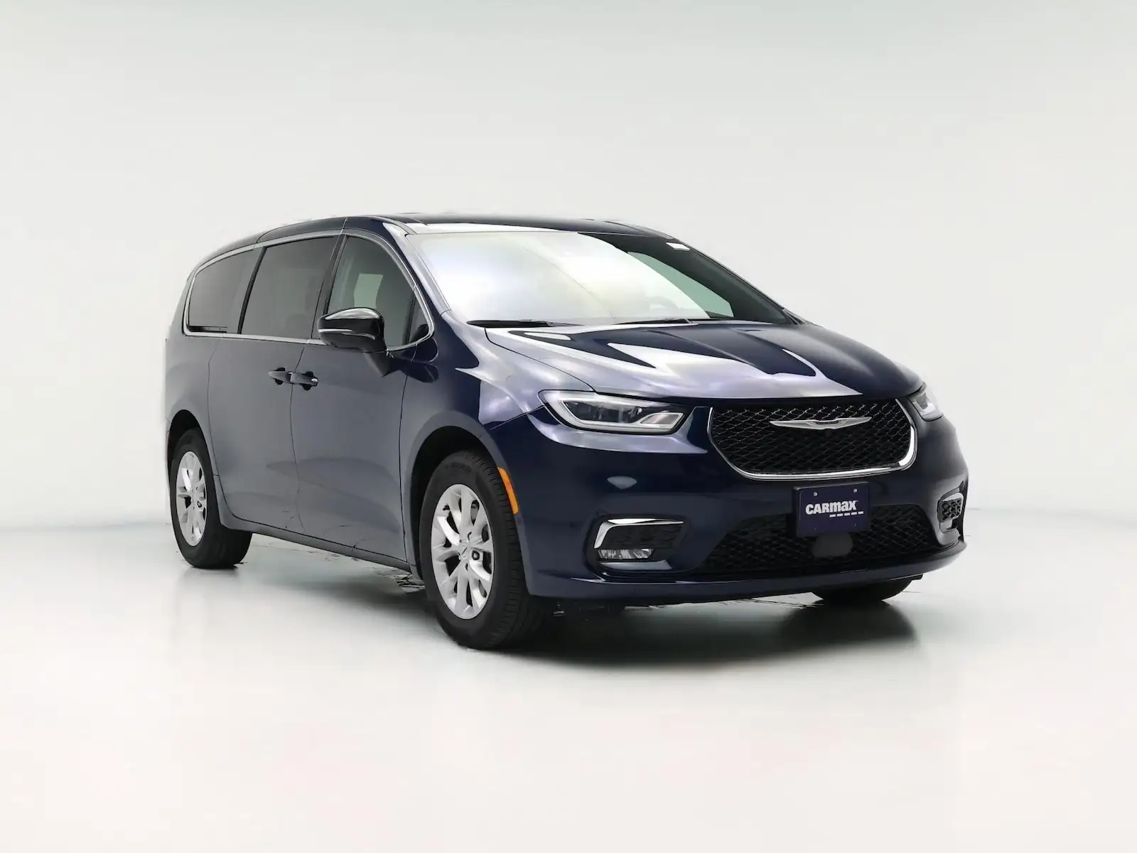 2025 Chrysler Pacifica Select AWD's photo