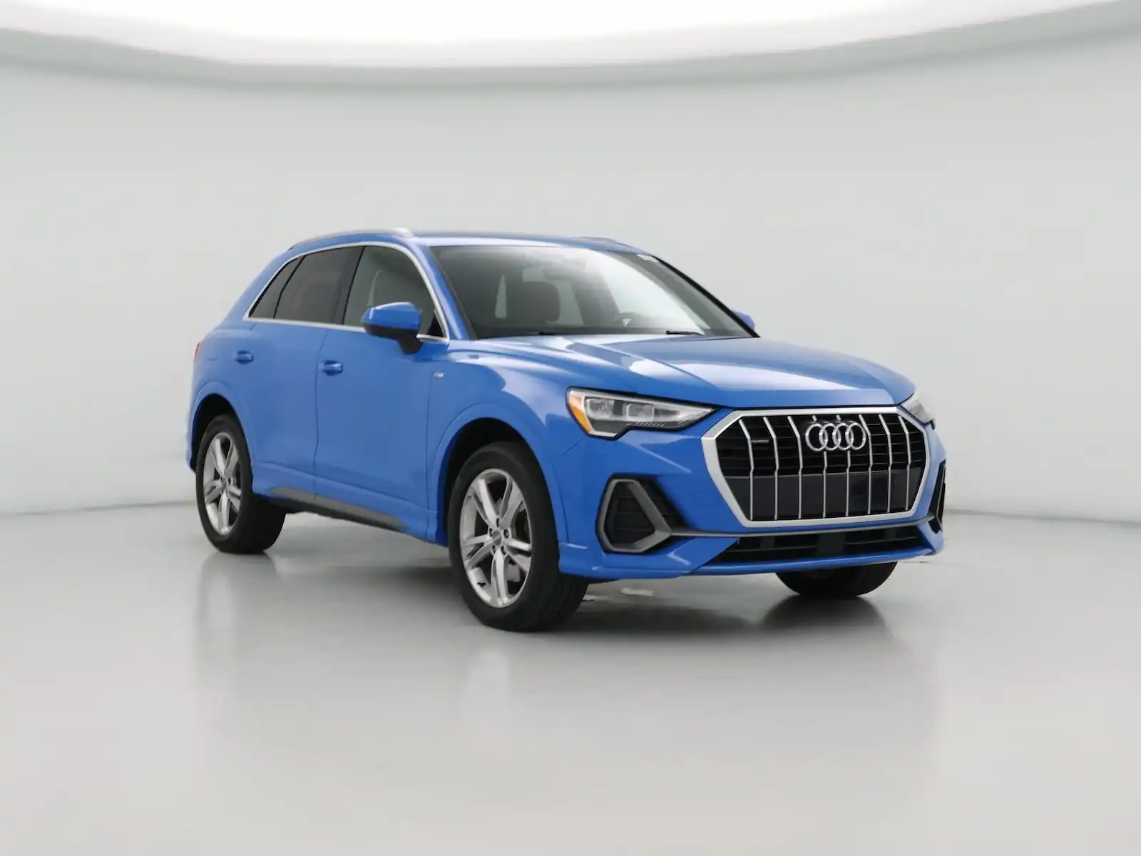 2020 Audi Q3 45 TFSI S Line Premium quattro's photo