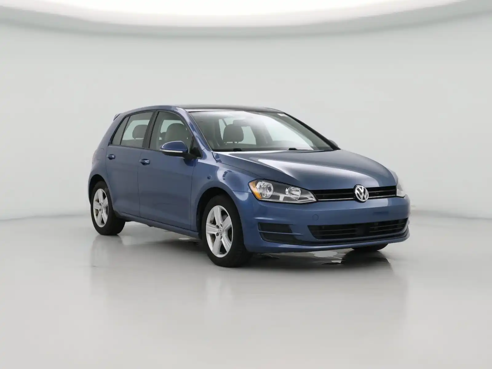 2017 Volkswagen Golf TSI Wolfsburg Edition 4-Door Auto's photo