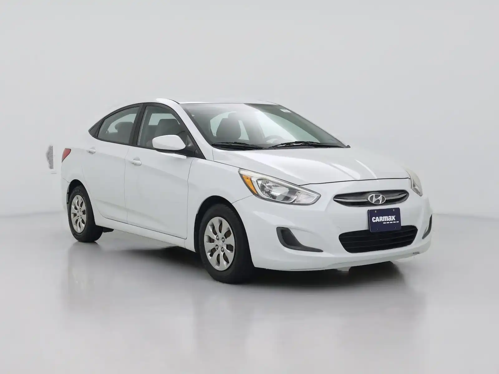 2017 Hyundai Accent SE 6AT 4-Door's photo