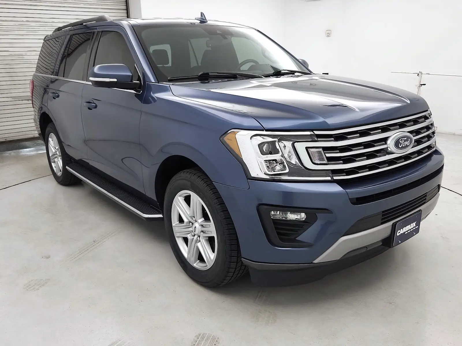 2019 Ford Expedition XLT photo 1