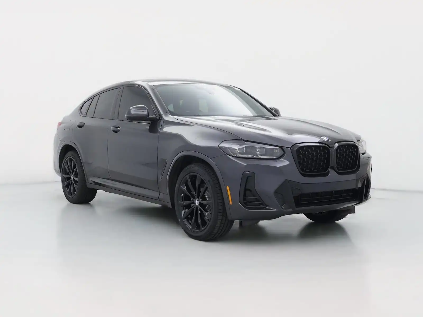 2023 BMW X4 xDrive30i's photo