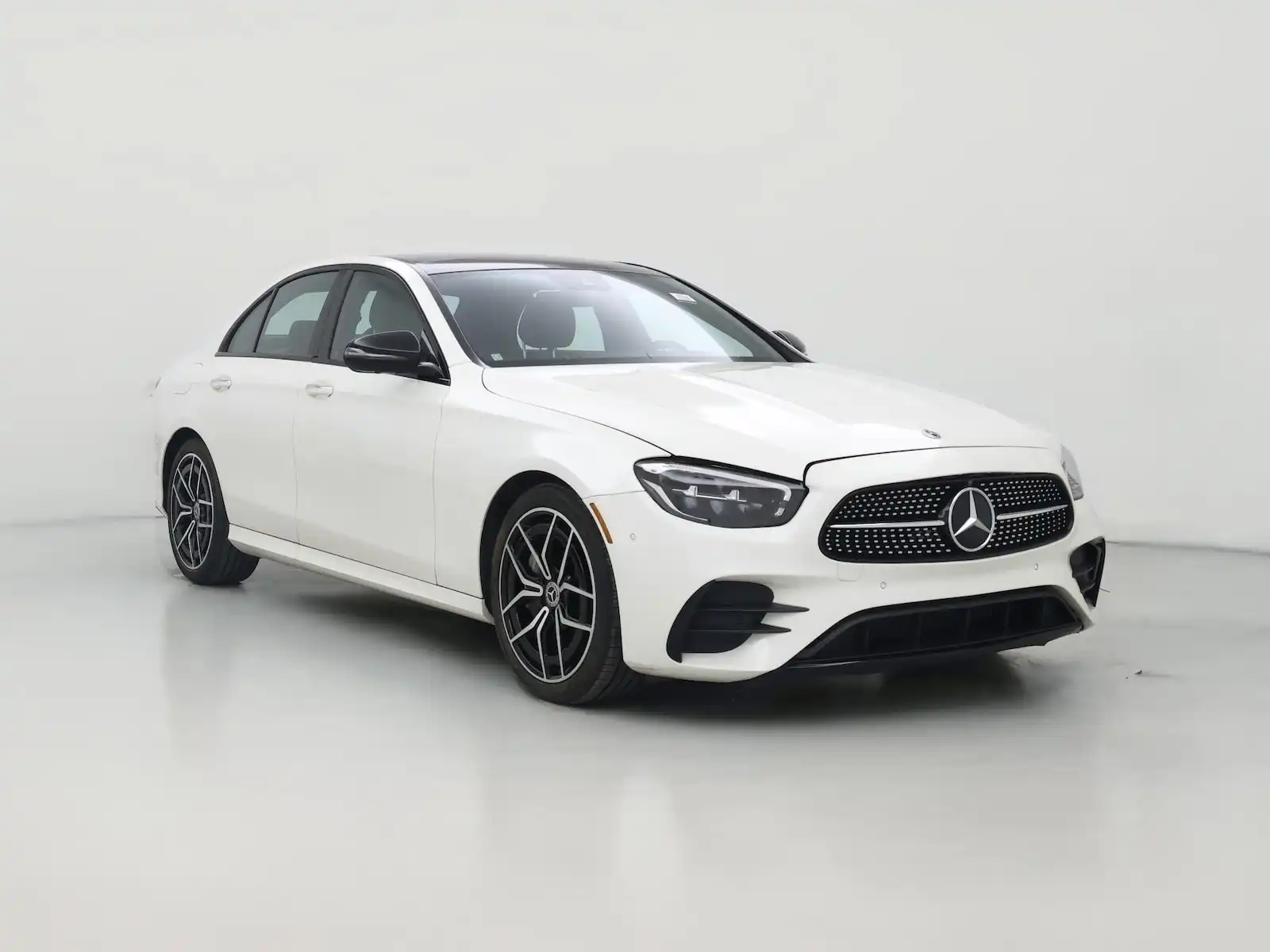 2022 Mercedes-Benz E-Class E350's photo