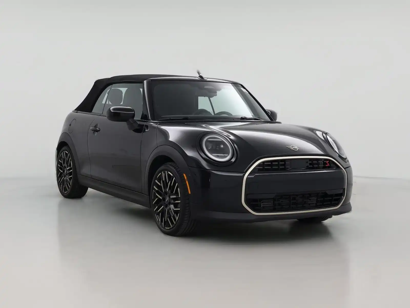 2025 MINI Convertible Cooper S Signature's photo