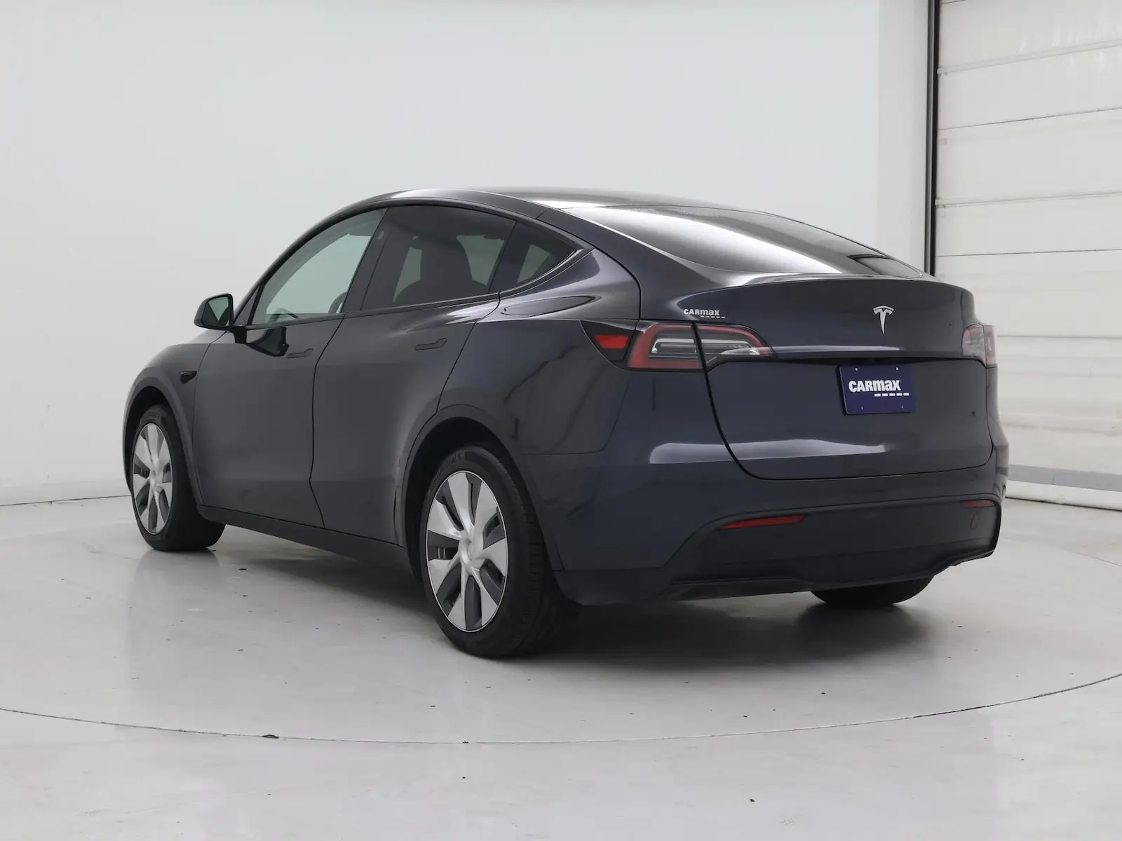 2024 Tesla Model Y Long Range RWD photo 3