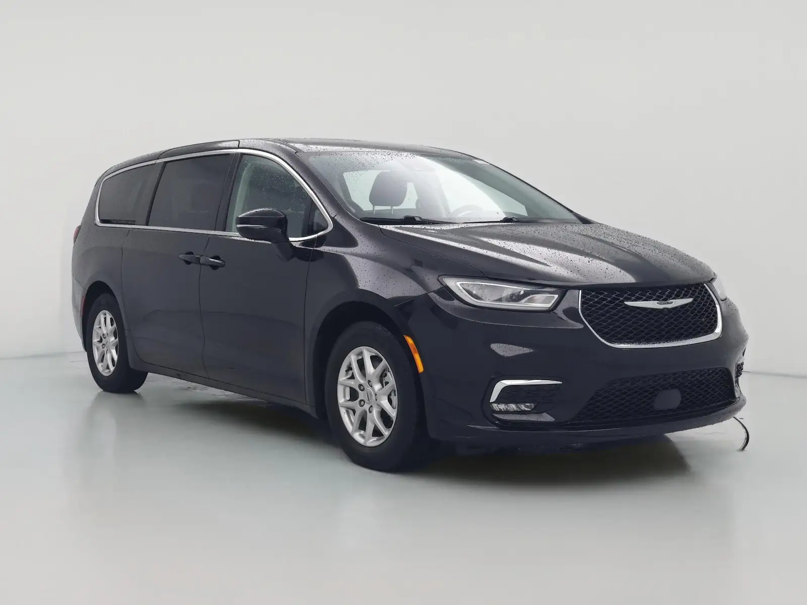 2024 Chrysler Pacifica Touring L photo 1