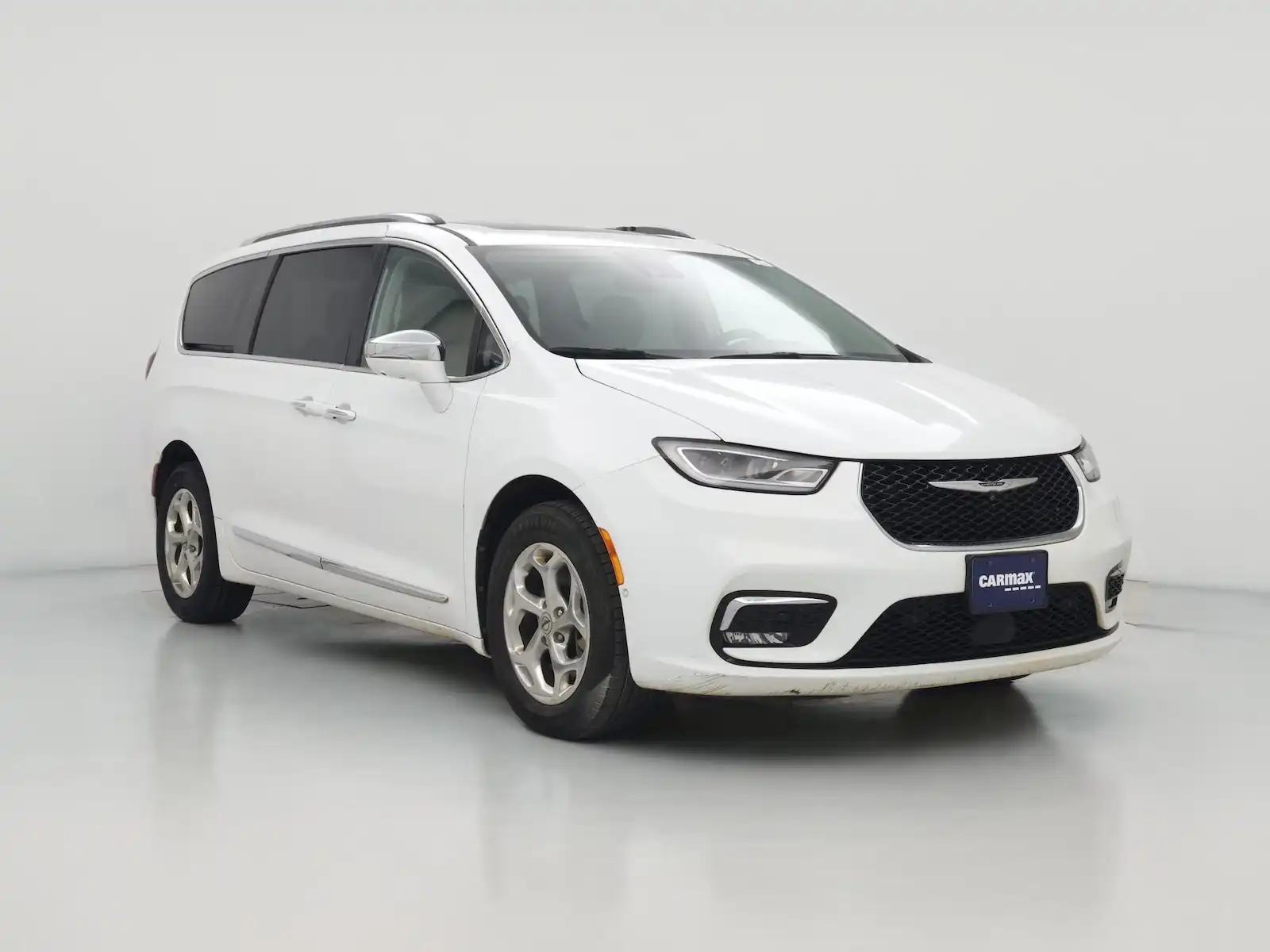 2021 Chrysler Pacifica Limited's photo