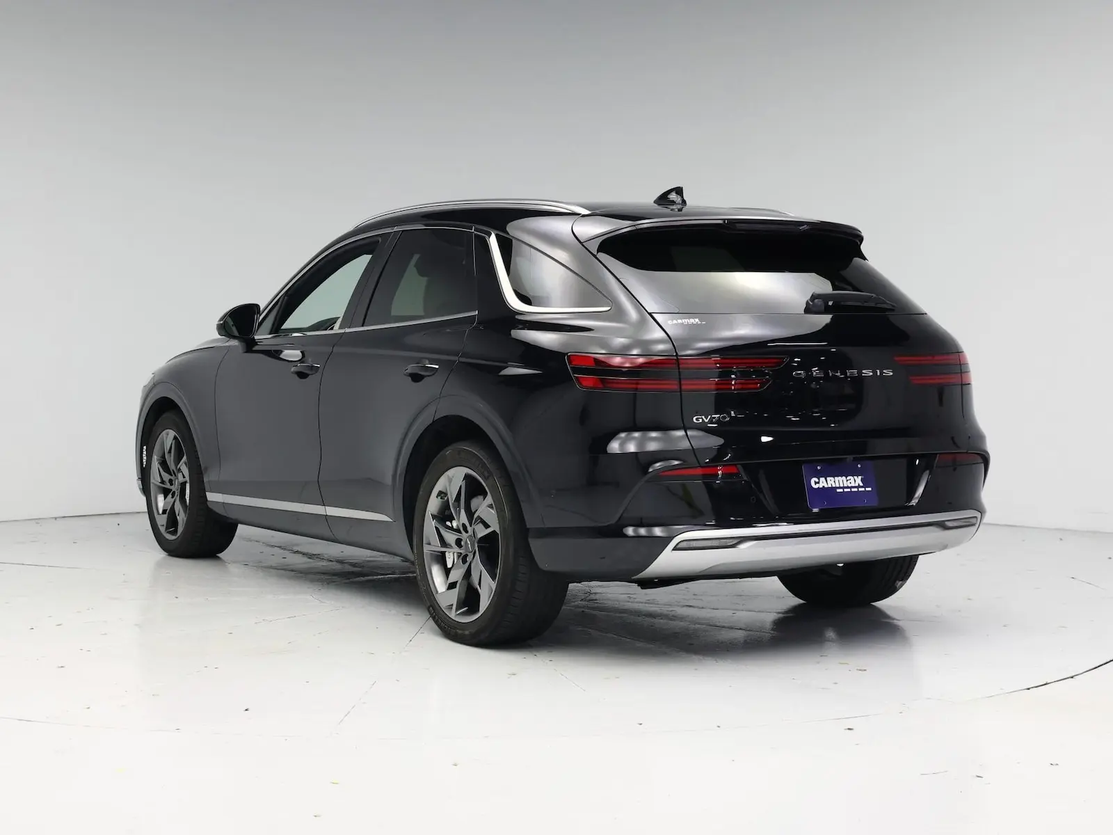 2023 Genesis GV70 Electrified Advanced AWD photo 3