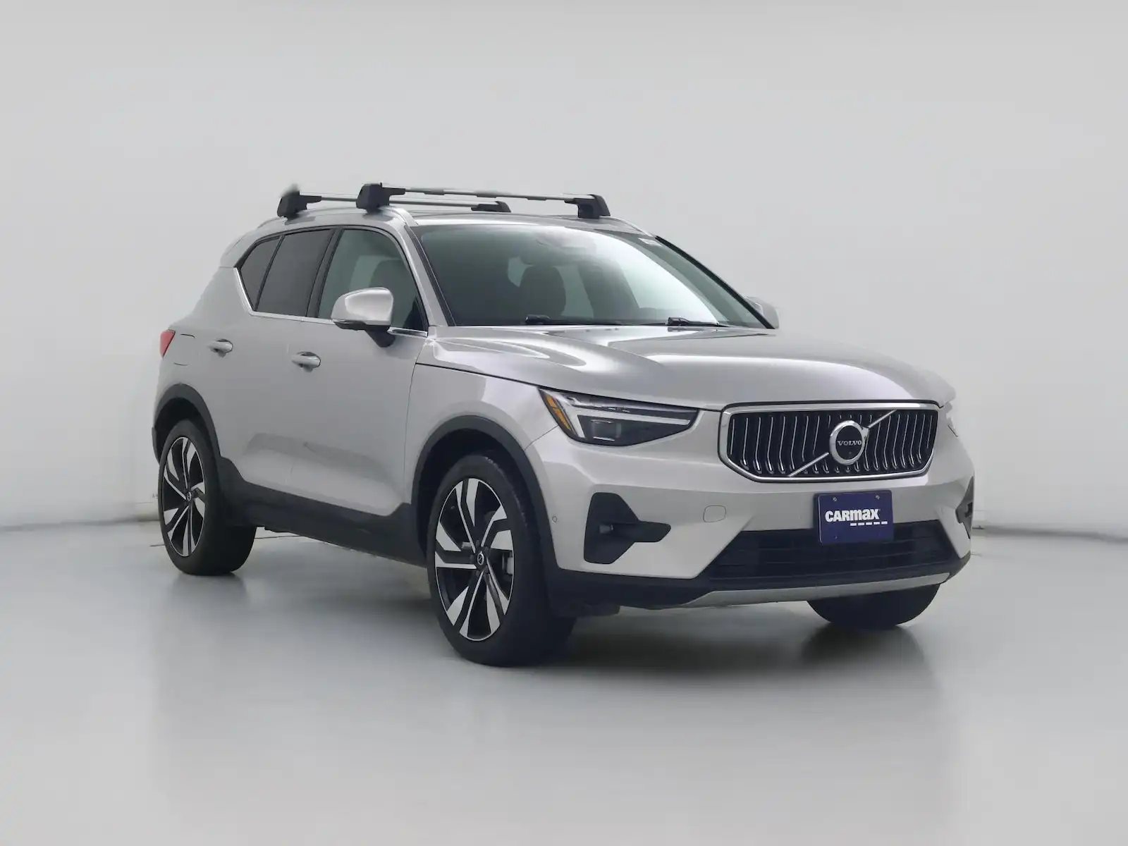 2023 Volvo XC40 B5 Ultimate Bright AWD's photo