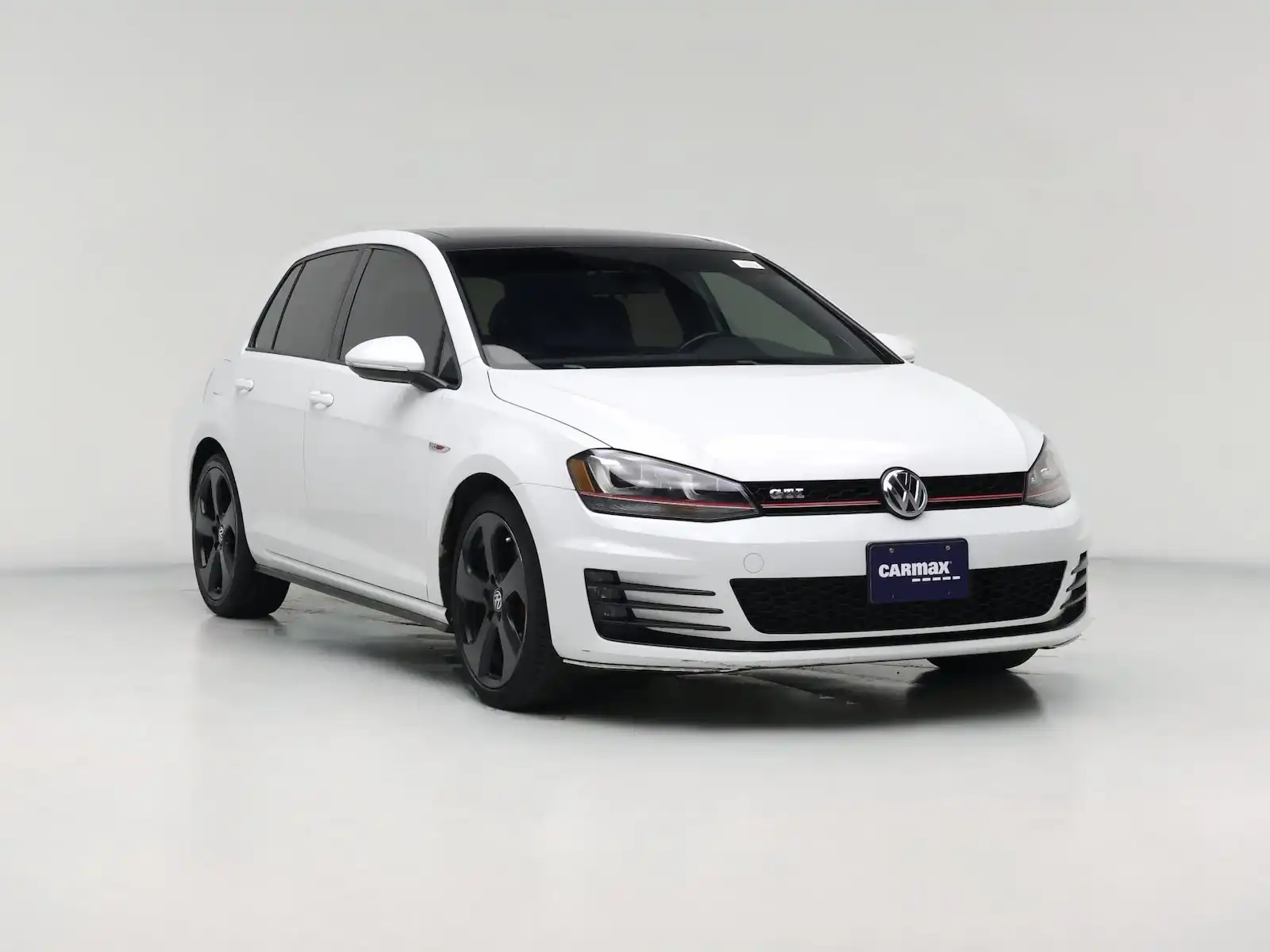 2016 Volkswagen Golf GTI 2.0T SE 4-Door PZEV's photo