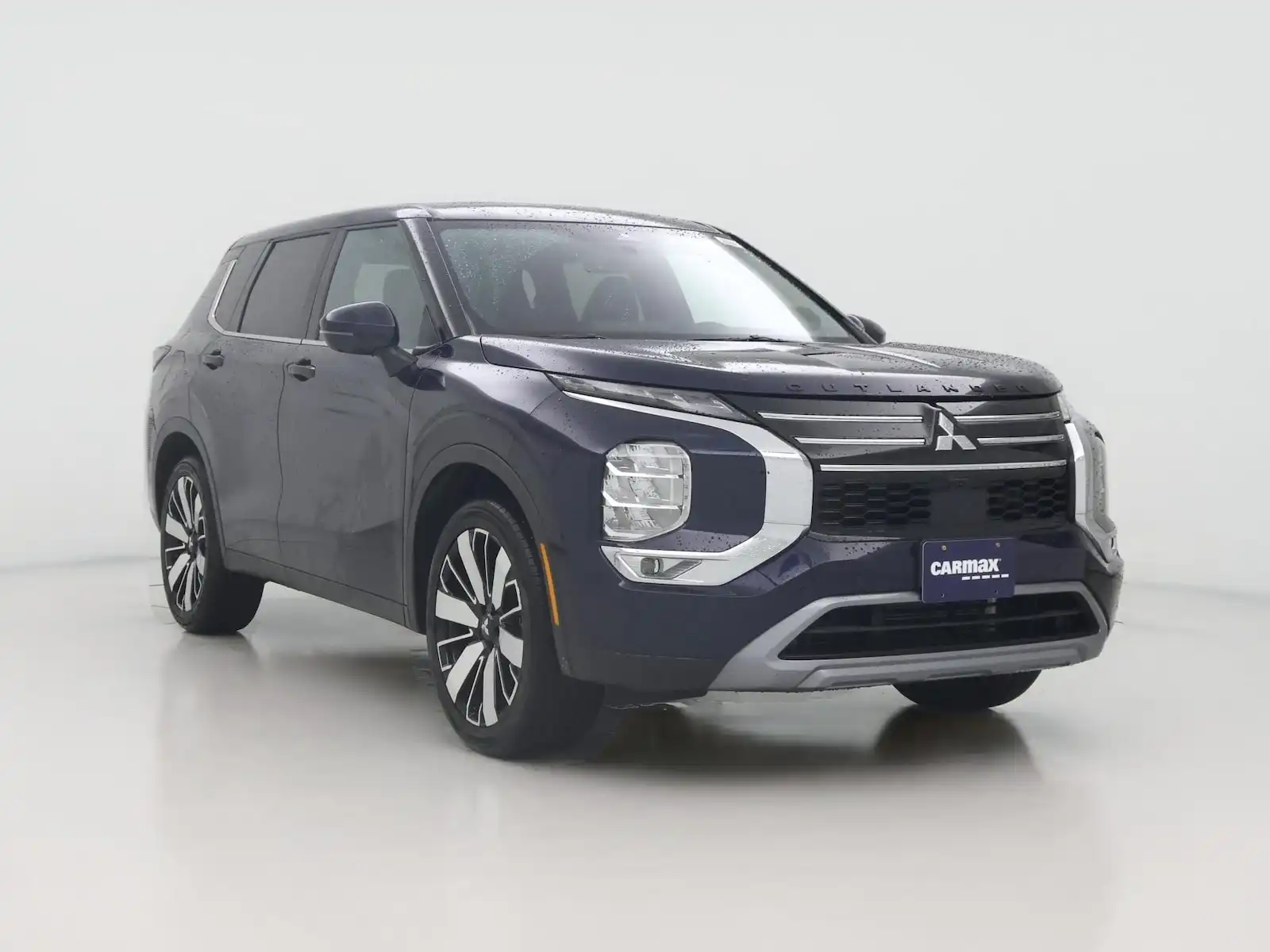 2025 Mitsubishi Outlander SE FWD's photo