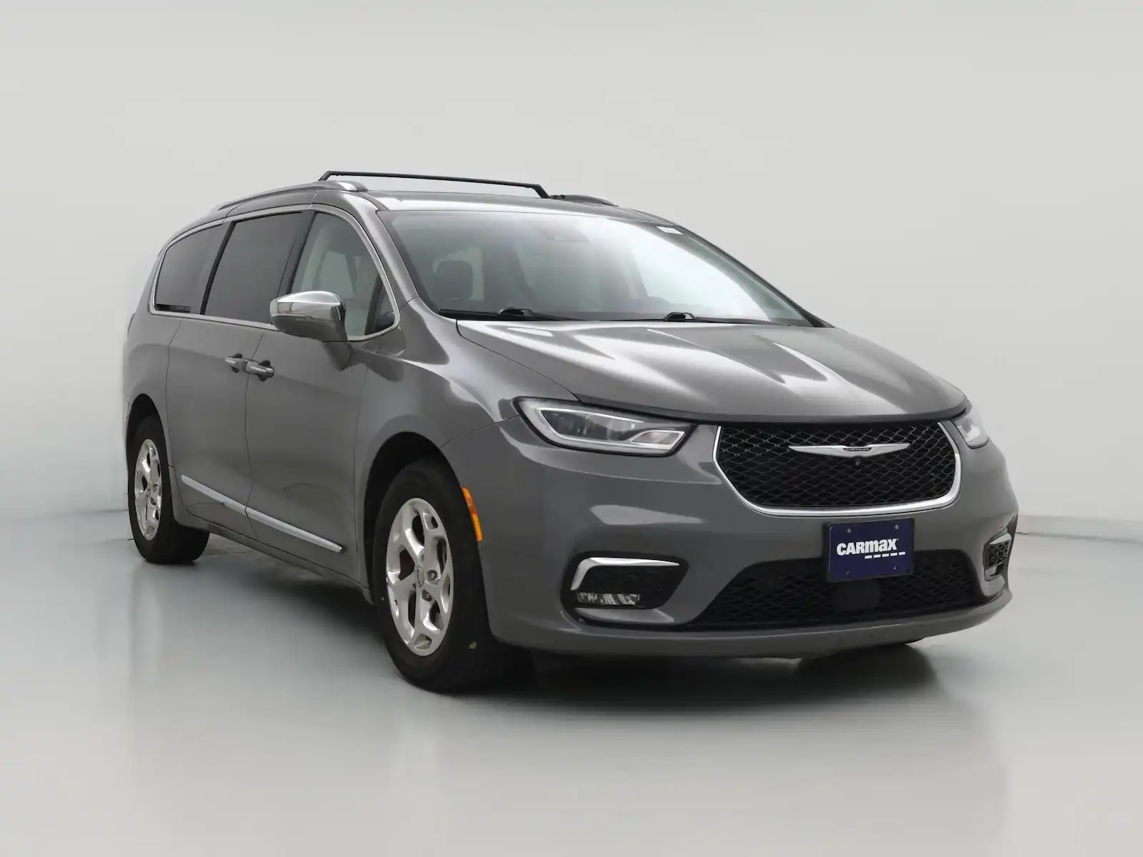 2021 Chrysler Pacifica Limited's photo
