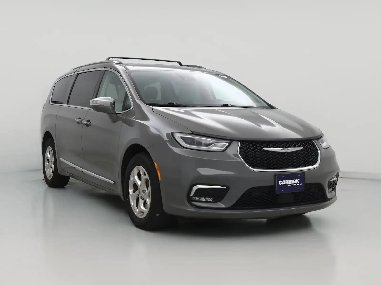 2021 Chrysler Pacifica Limited's photo