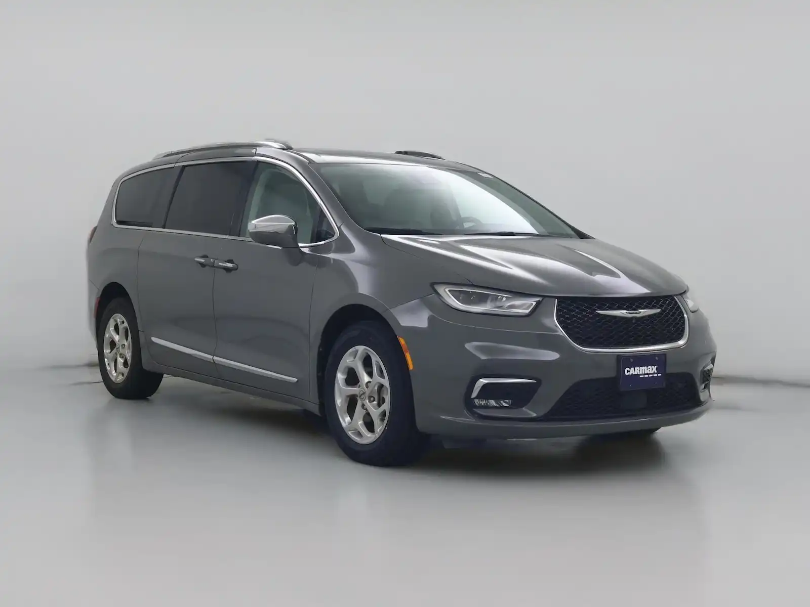 2021 Chrysler Pacifica Limited's photo