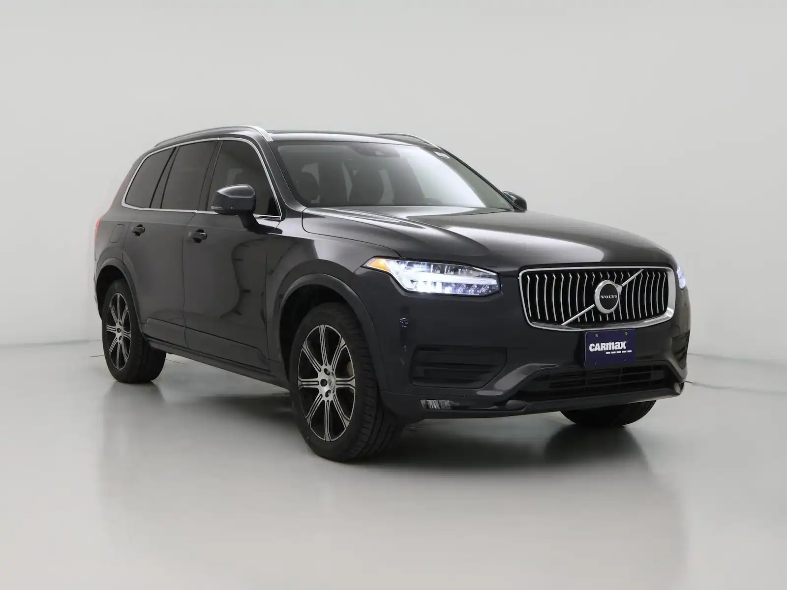 2022 Volvo XC90 T5 Momentum AWD's photo