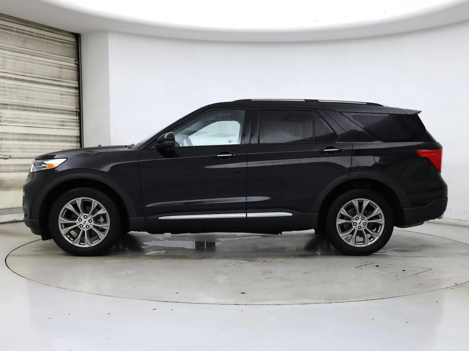 2021 Ford Explorer Limited 4WD photo 4