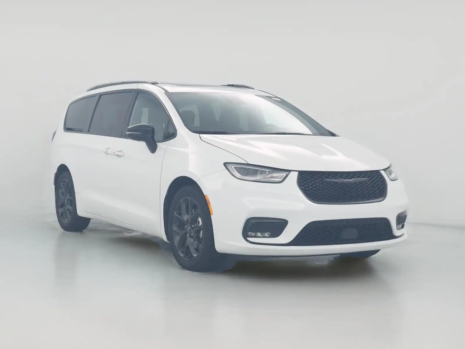 2025 Chrysler Pacifica Limited's photo