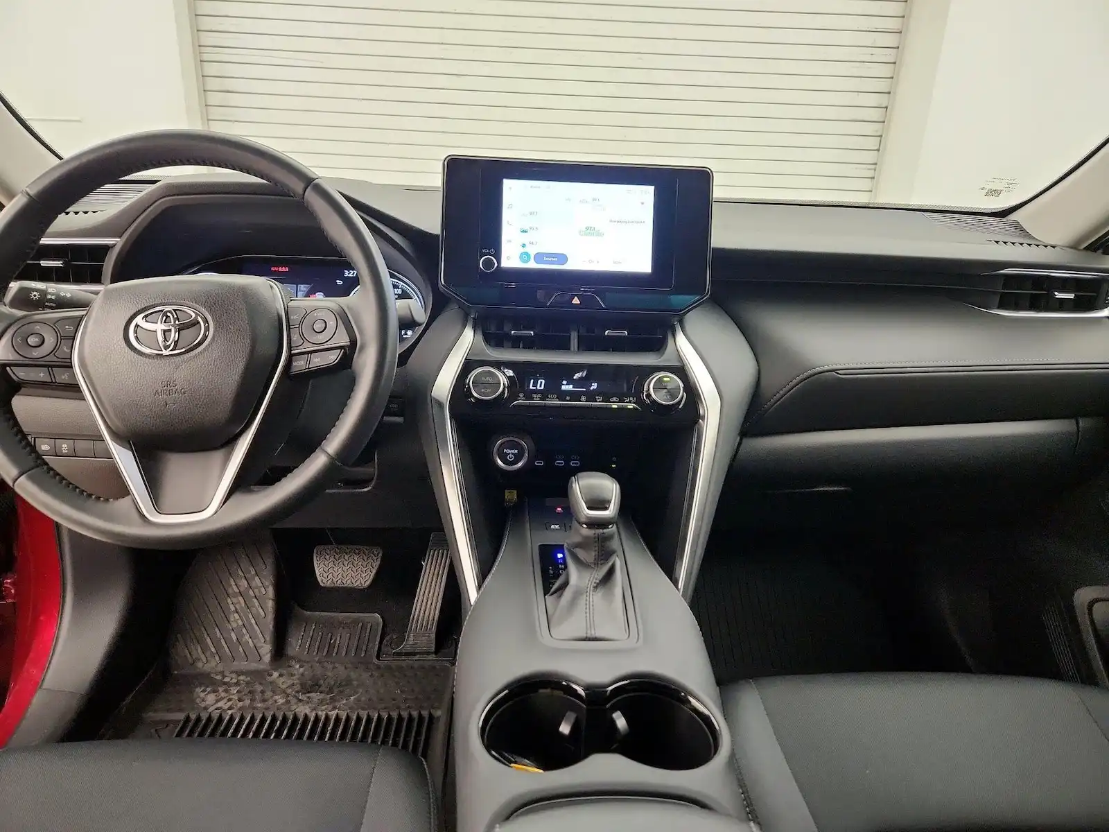 2023 Toyota Venza LE Hybrid AWD's photo