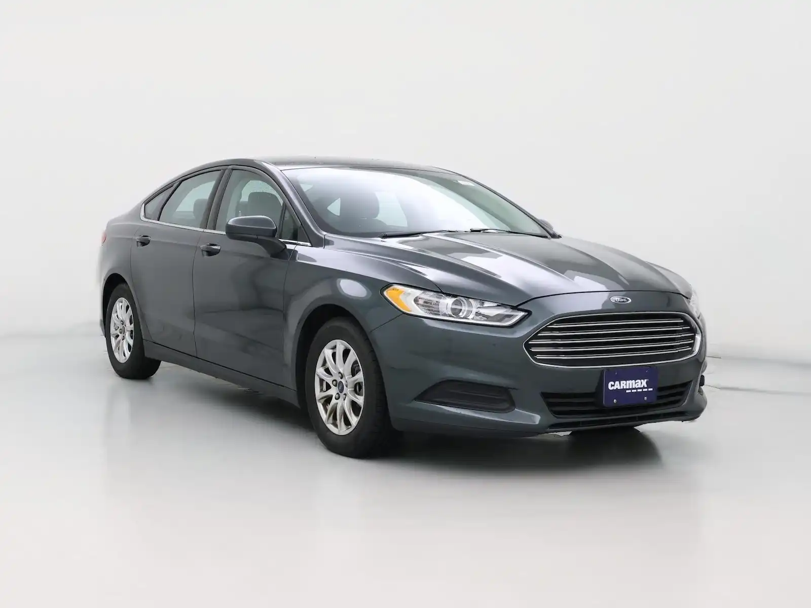 2016 Ford Fusion S FWD's photo