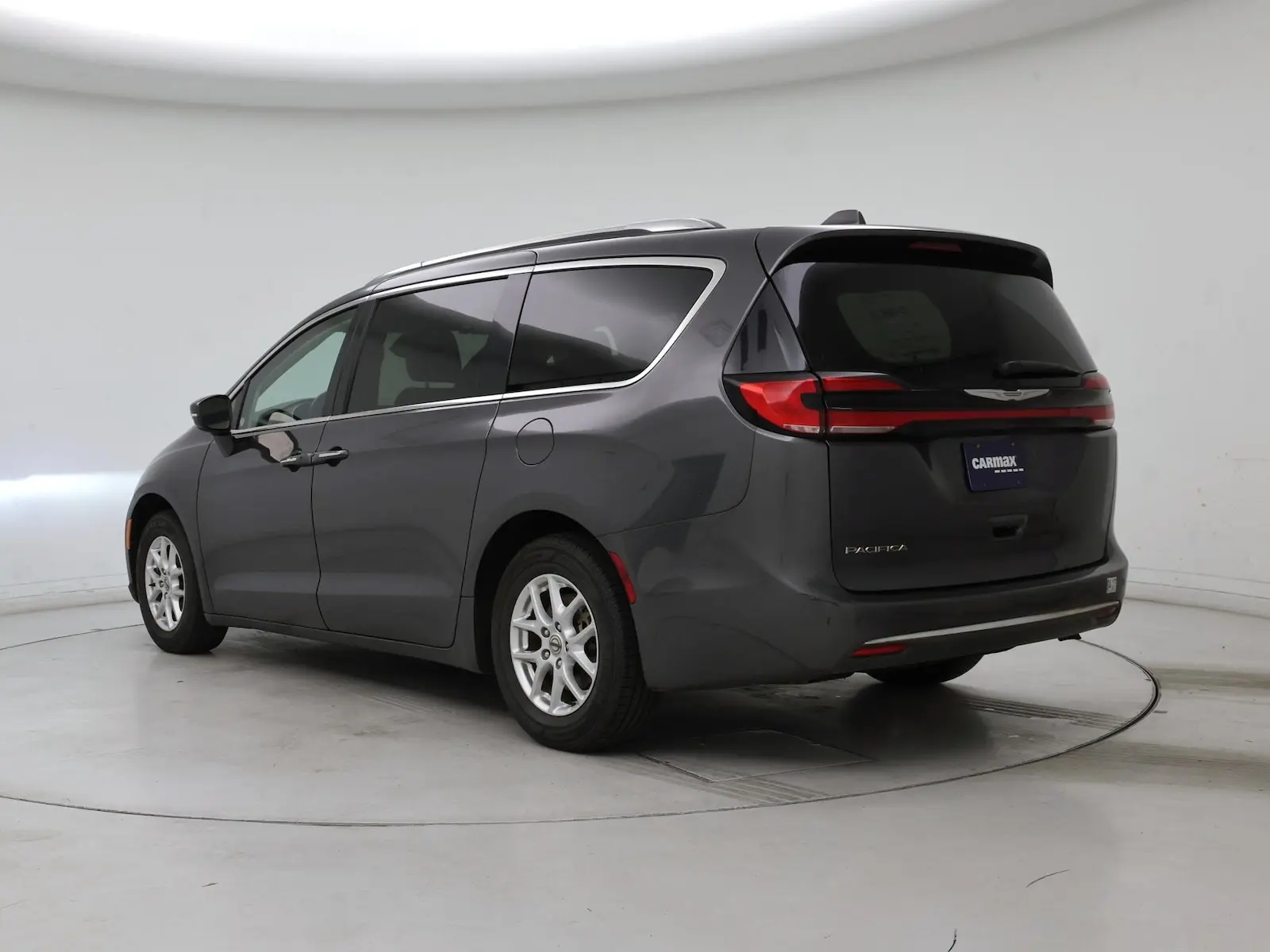 2021 Chrysler Pacifica Touring L photo 3