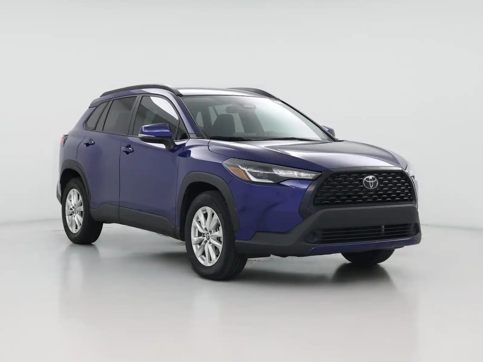 2023 Toyota Corolla Cross LE FWD's photo
