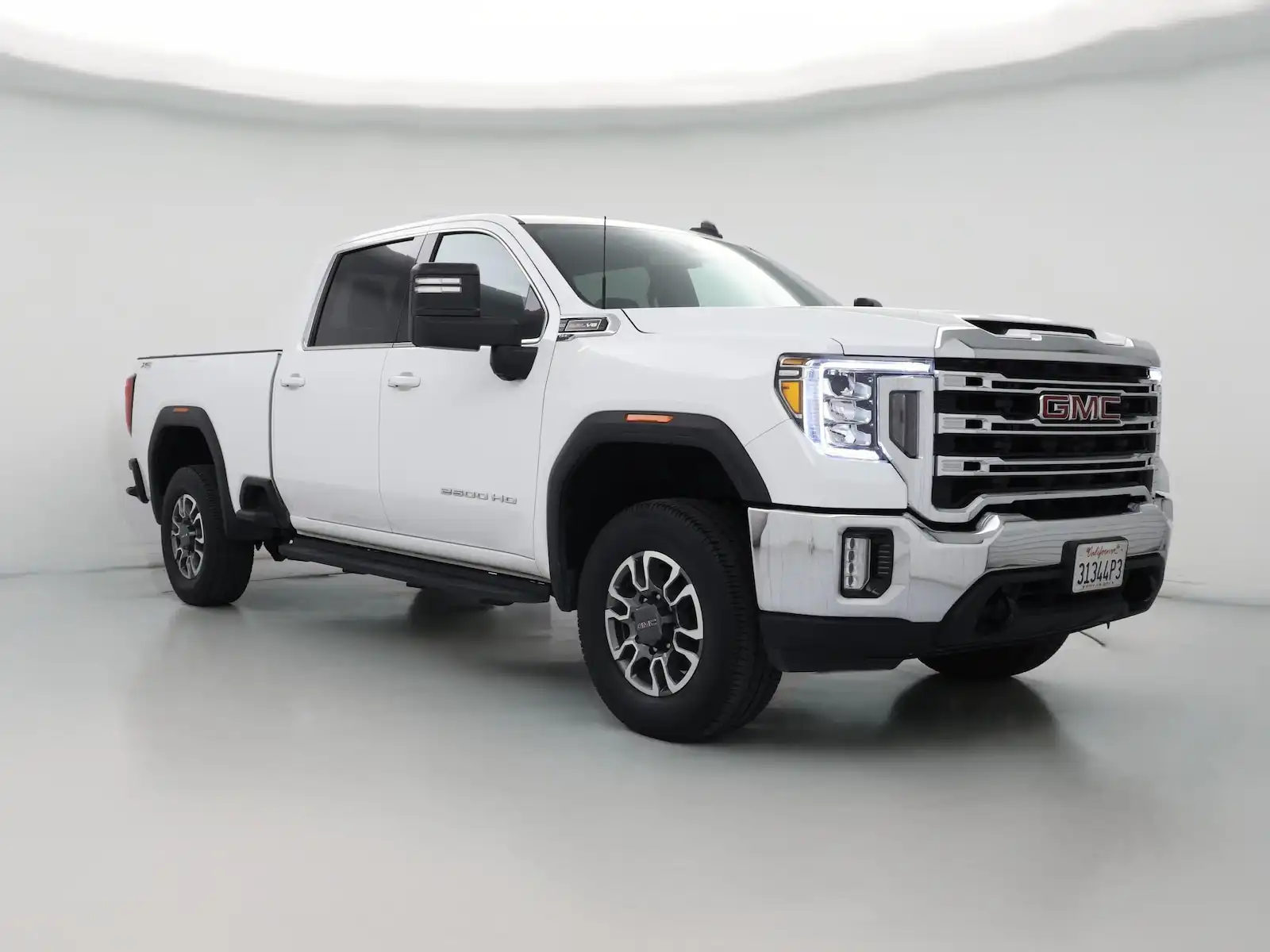 2022 GMC Sierra SLE 4WD Crew Cab Standard Box's photo