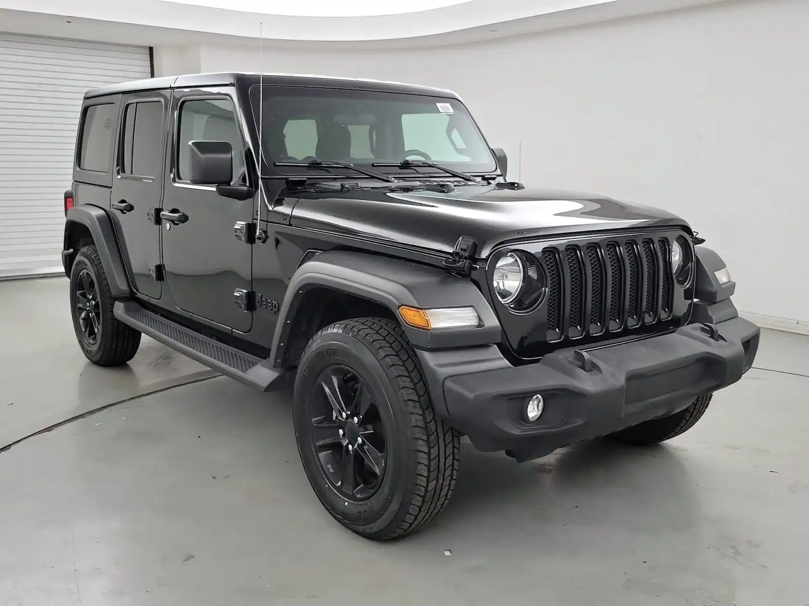2022 Jeep Wrangler Altitude's photo