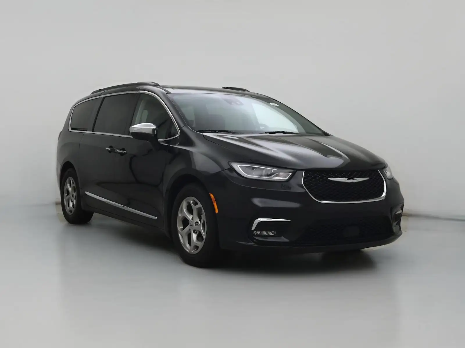 2023 Chrysler Pacifica Limited photo 1