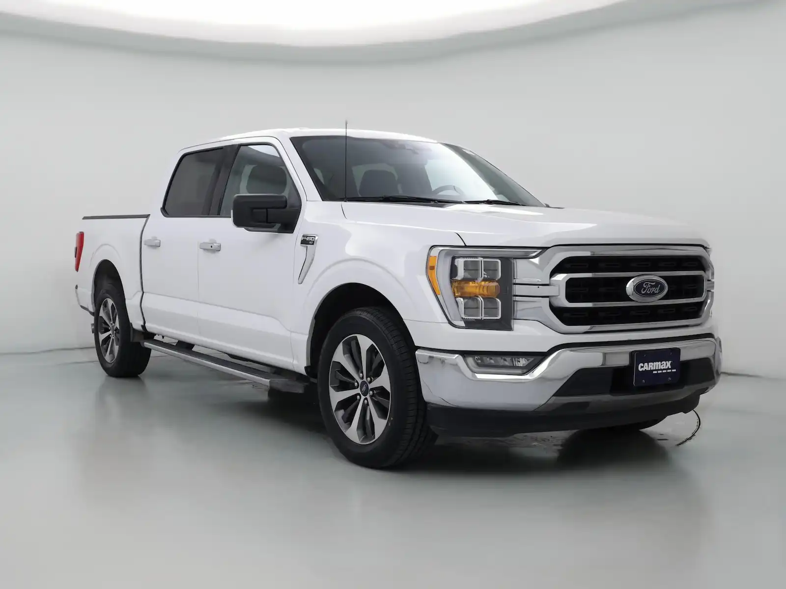 2021 Ford F-150 XLT SuperCrew 5-1/2' Box's photo