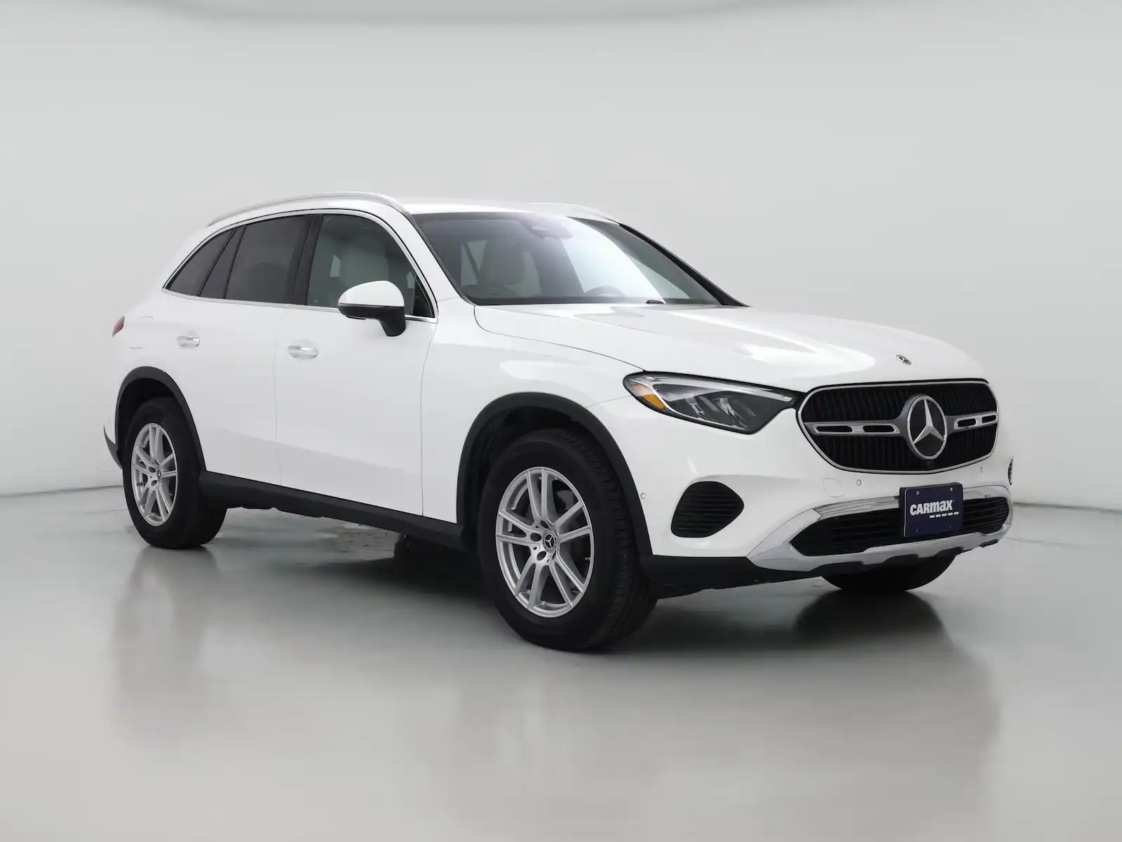 2025 Mercedes-Benz GLC GLC300's photo